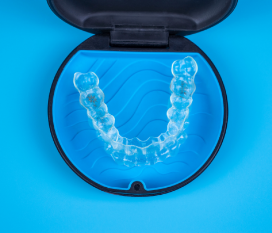 Niềng răng Invisalign