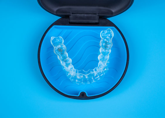 Niềng răng Invisalign